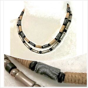 🎁Set of 2: multimédia tribal style short necklaces-gray blue, silver & cream